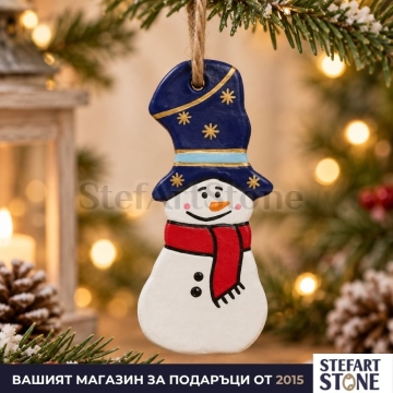Ръчно изработена коледна играчка Снежен човек за елха