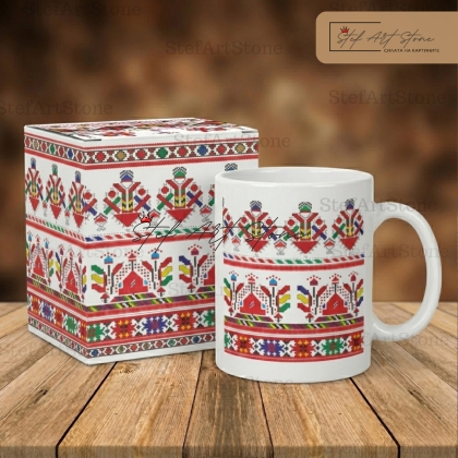 Идея за подарък: Керамична чаша с шевица в кутия