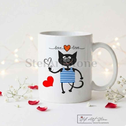 Чаша с котка  надпис  "LOVE"