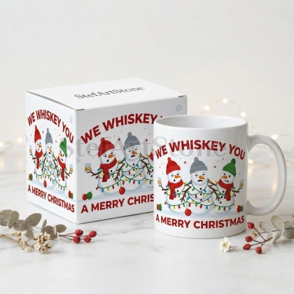 Забавна коледна чаша с надпис We Whiskey You a Merry Christmas и тематична кутия