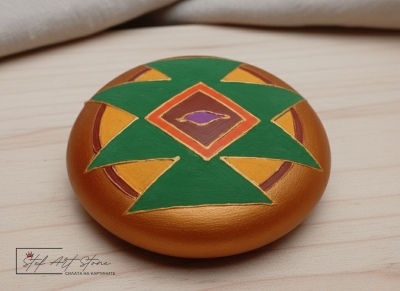 Подарък с български мотиви: Камък Канатица ръчна изработка