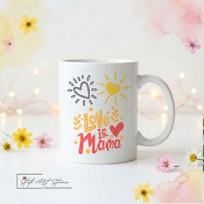 Керамична чаша с нежен дизайн, подходяща за подарък на мама