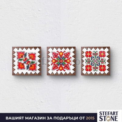 Триптих от 3 картини с шевици – тракийска розета и елбетица, Серия Традиция с етно борд